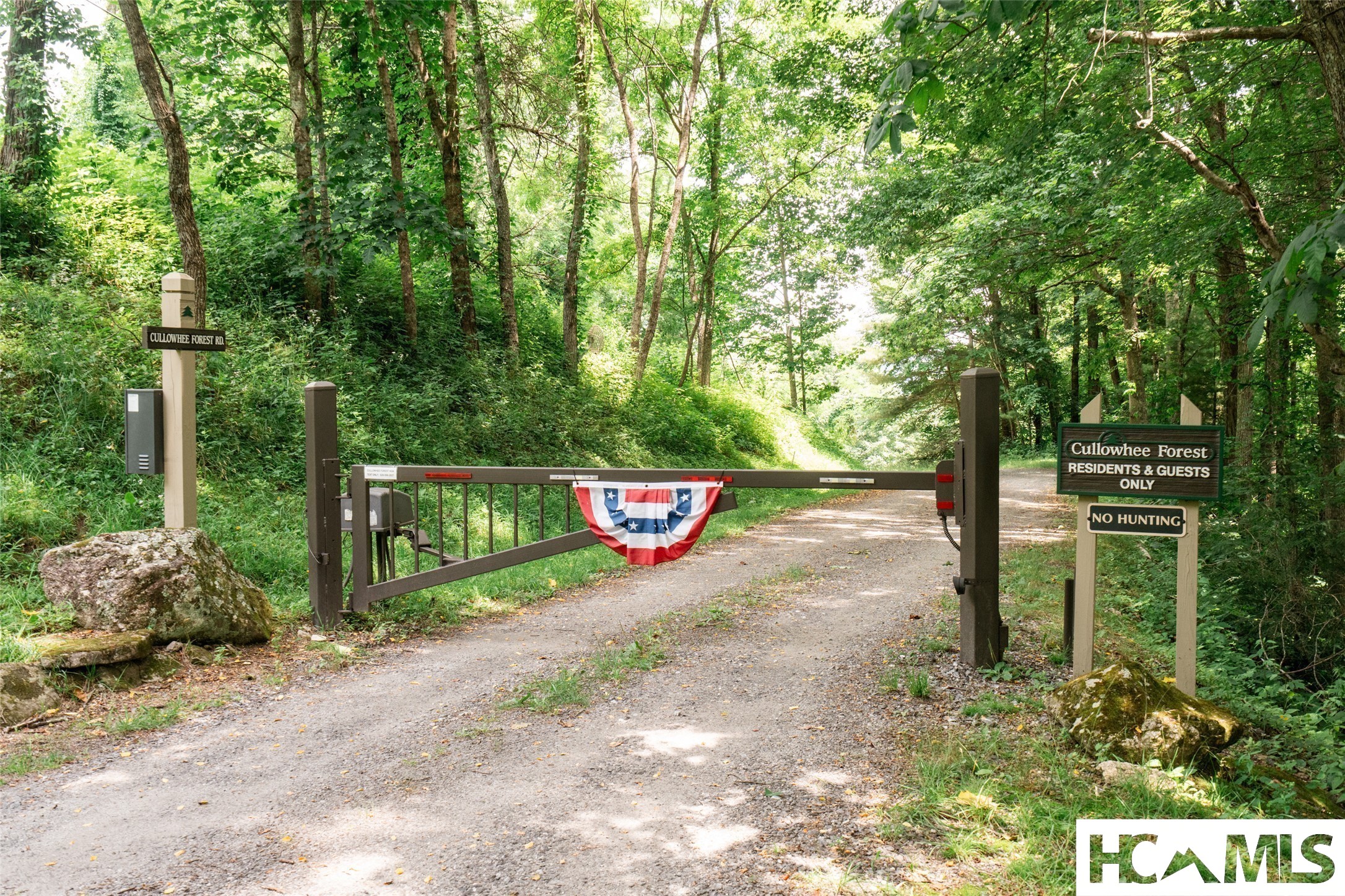 27 Cullowhee Forest Road