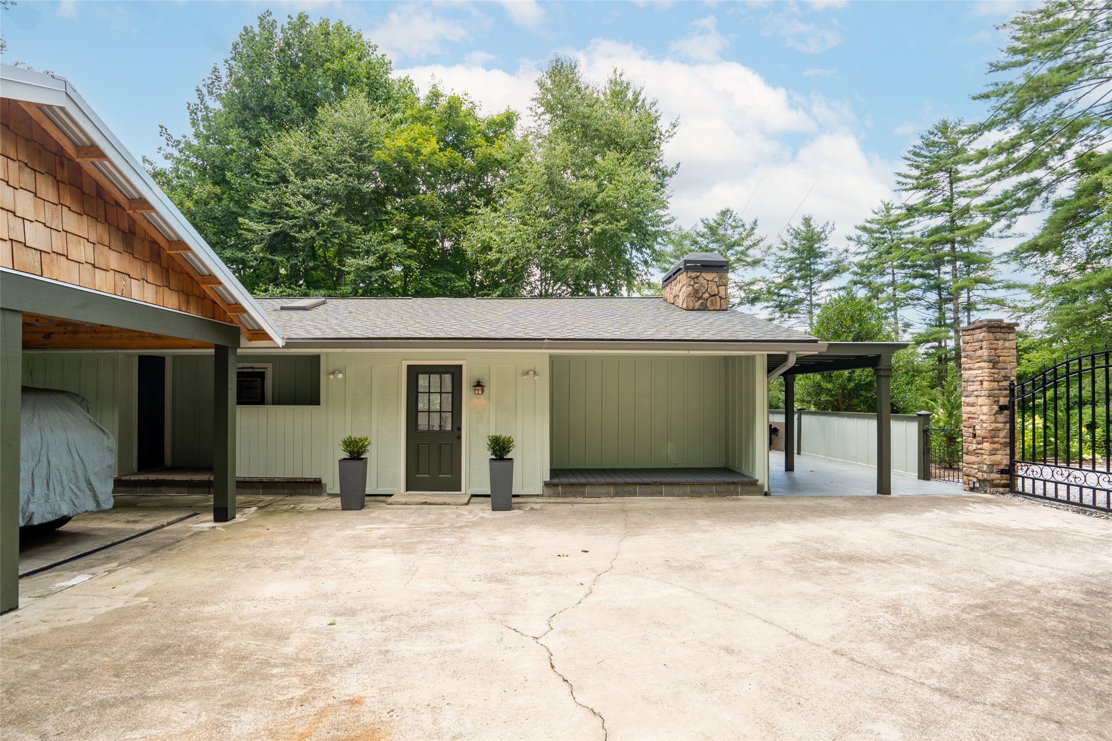 60 Owen Mountain Road