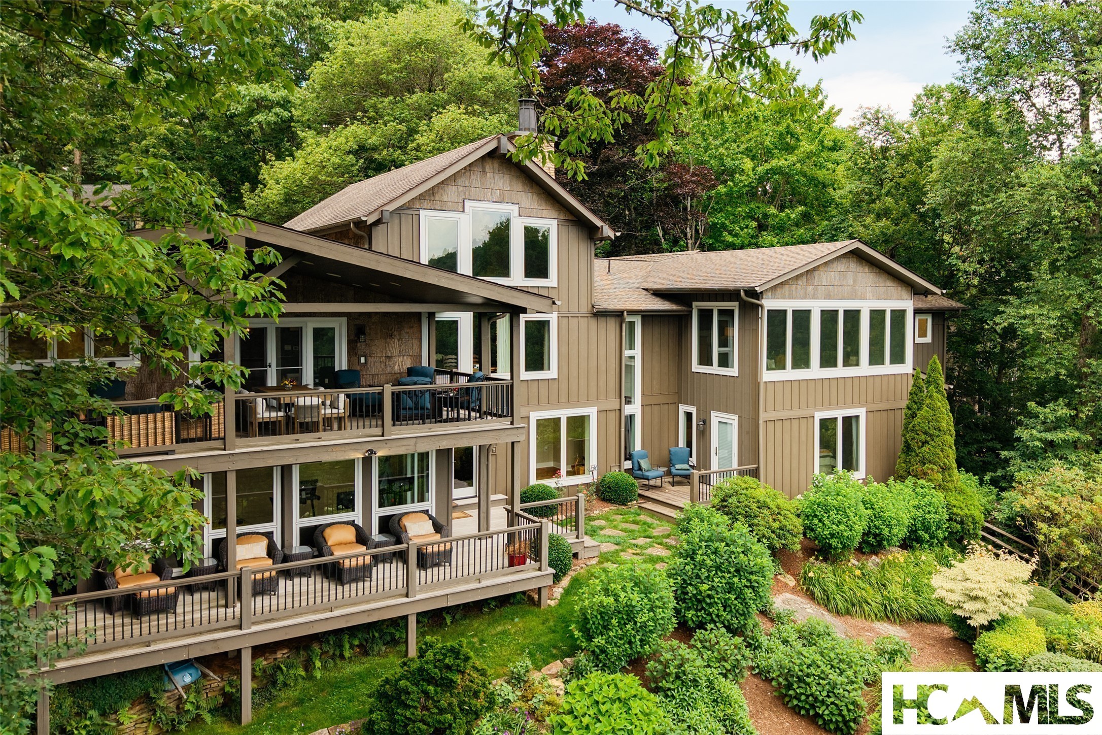 653 Country Club Drive