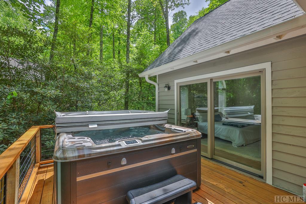 170 Mossy Rock Road