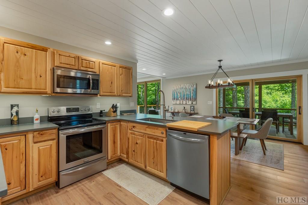 170 Mossy Rock Road