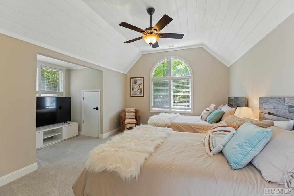170 Mossy Rock Road