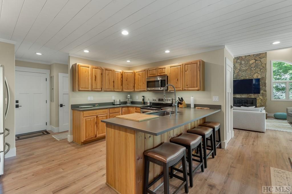 170 Mossy Rock Road