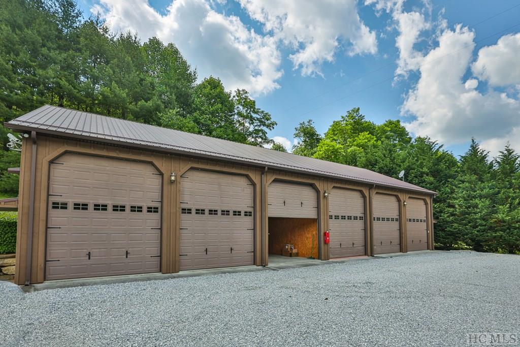 B2-U3 Shiver Ridge Road