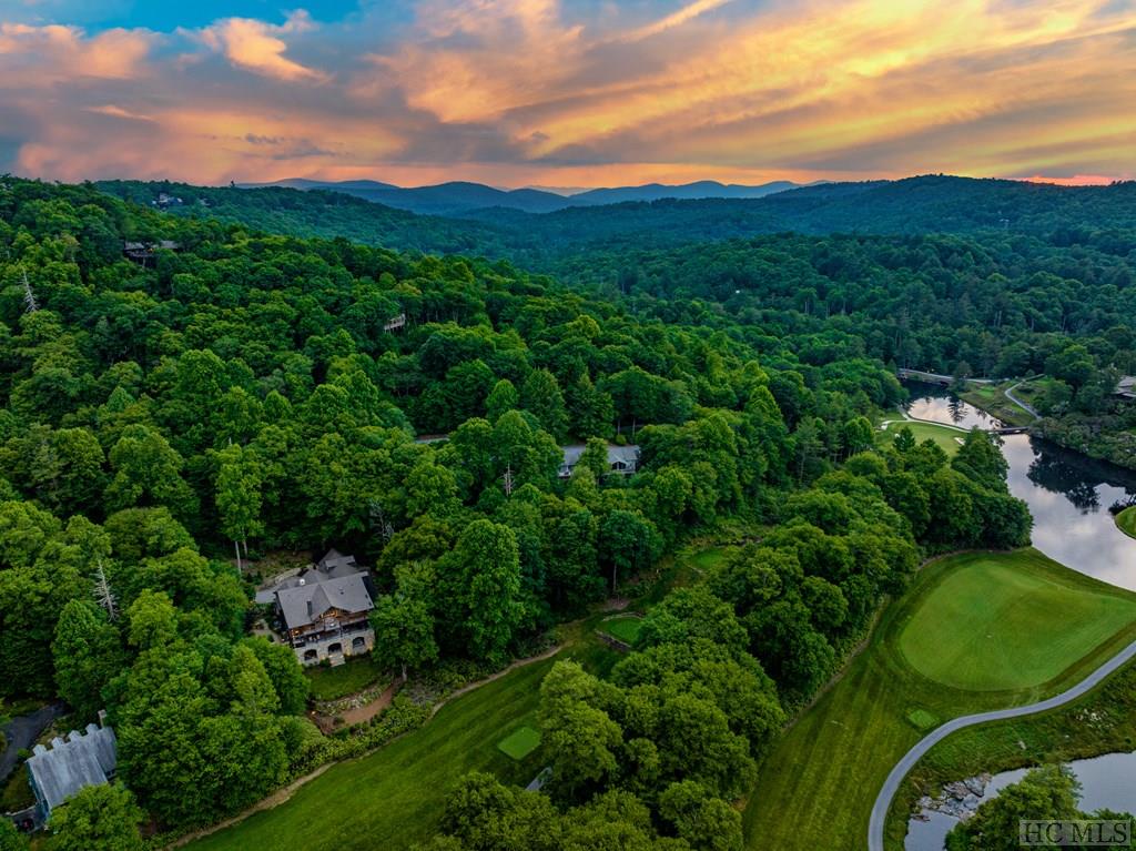 580 Falls Drive West