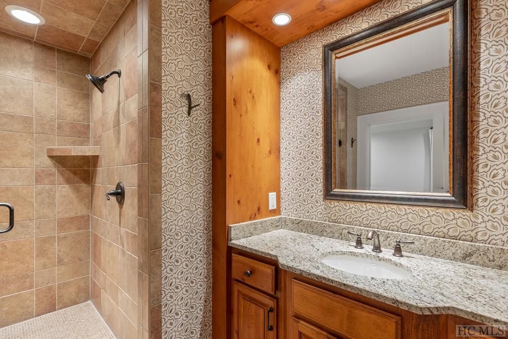 580 Falls Drive West