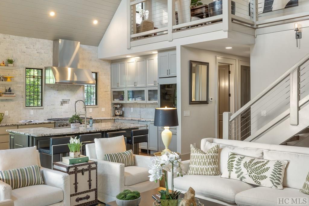 34 Milkweed Trail