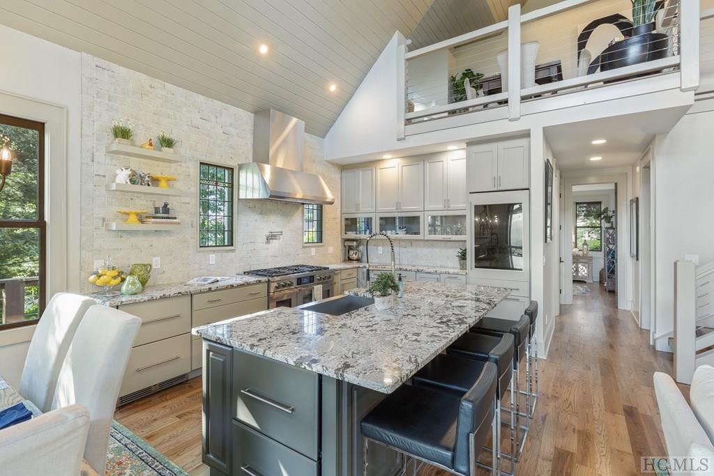 34 Milkweed Trail