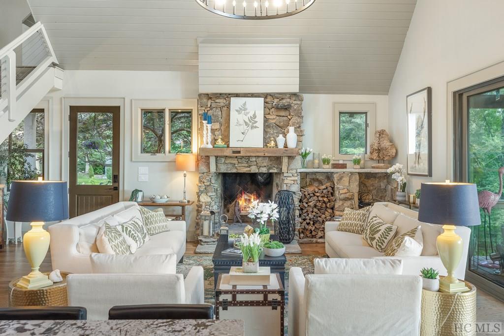 34 Milkweed Trail