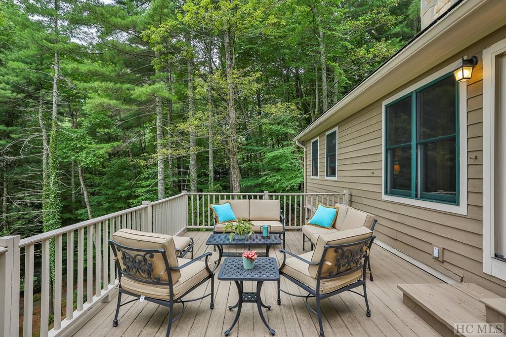 1004 Fairway Drive