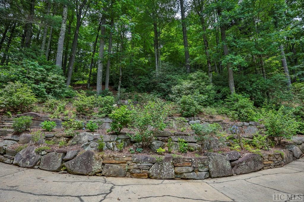 1004 Fairway Drive