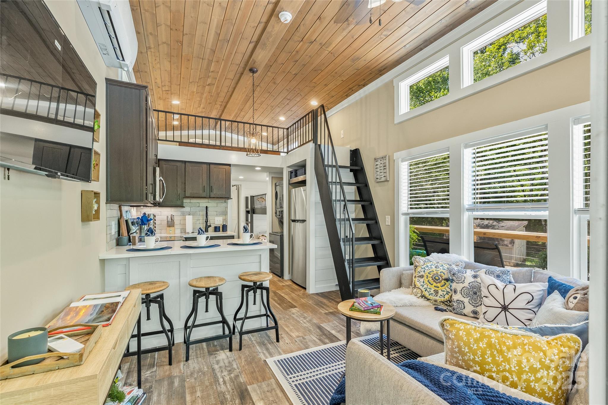 3095 Silversteen Road