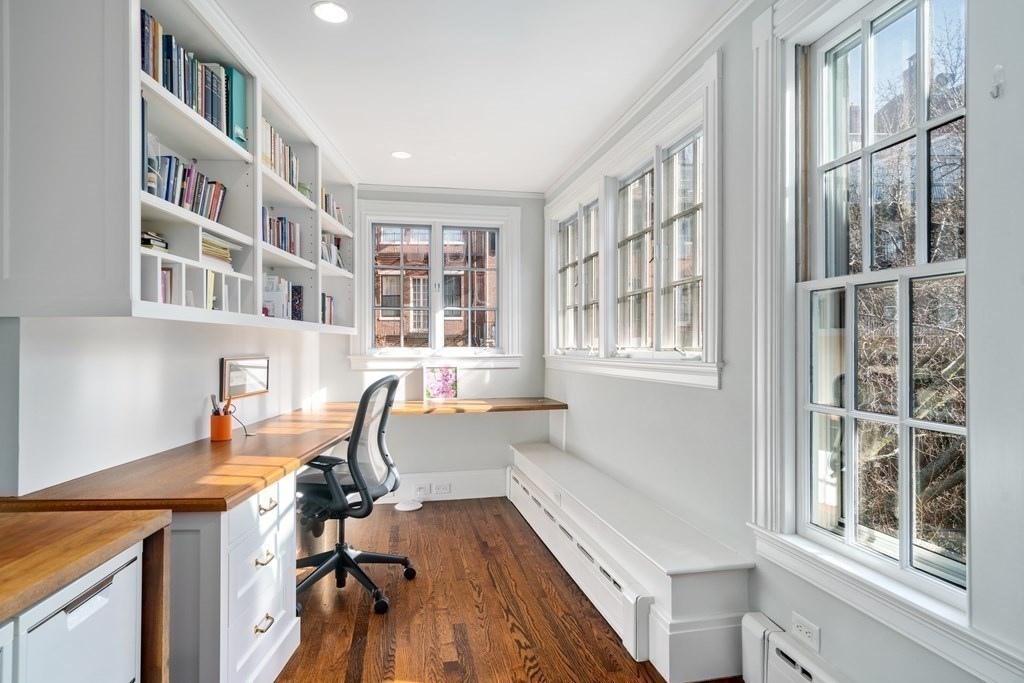 17 W Cedar St