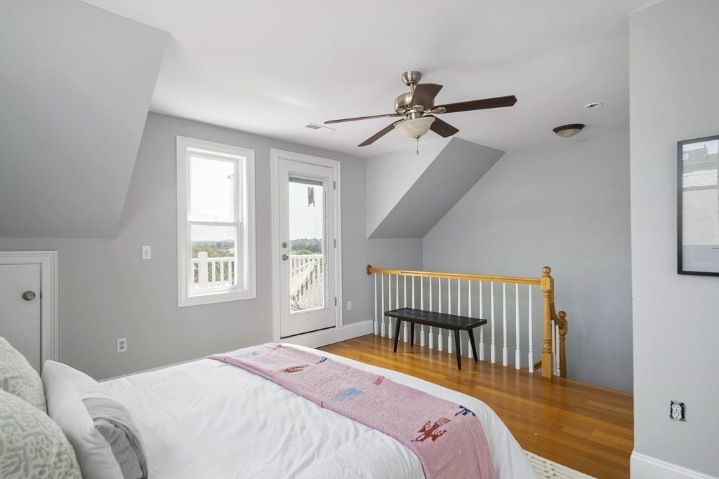 394 E 8th St # 3