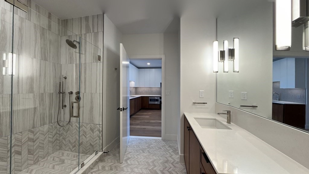 566 Columbus Ave # 212