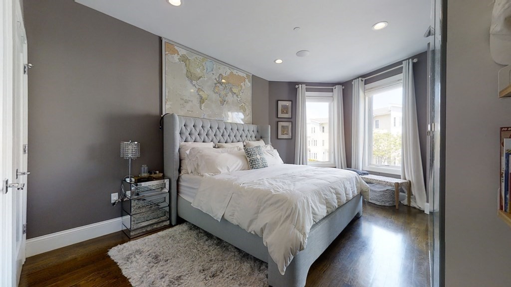 275 Old Colony Ave # 3