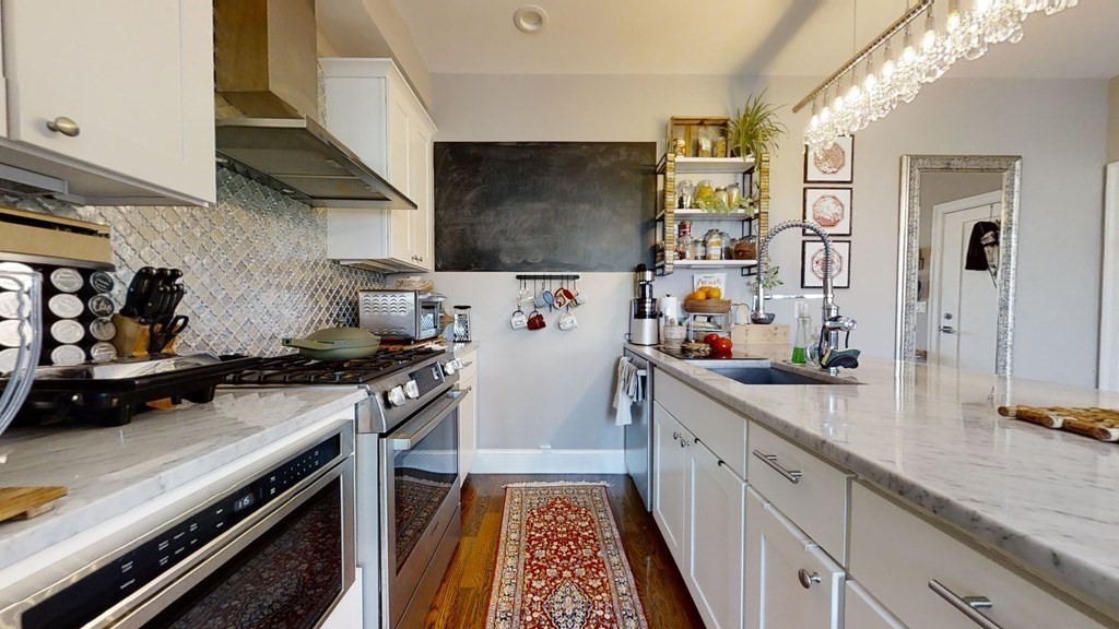 275 Old Colony Ave # 3