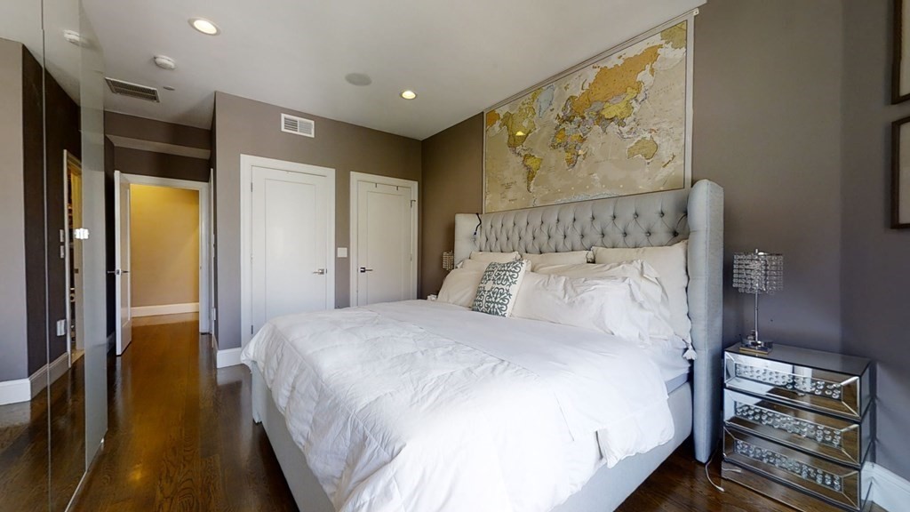 275 Old Colony Ave # 3