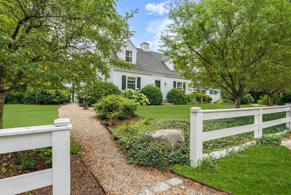 208 Dover Road