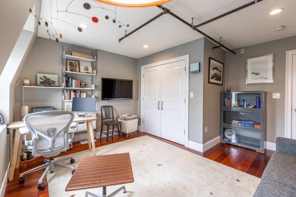 123 Saratoga Street # 2
