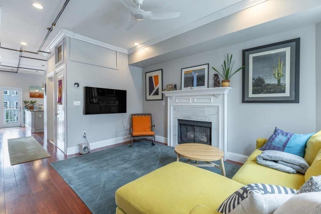 123 Saratoga Street # 2