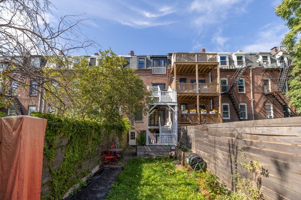 123 Saratoga Street # 2