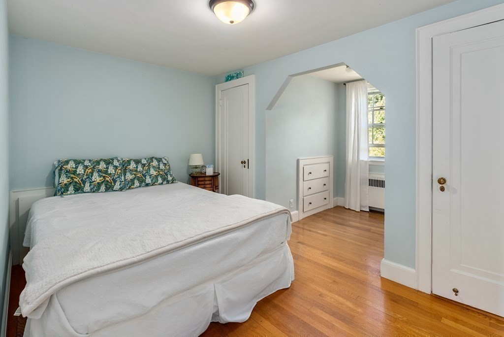 208 Dover Rd