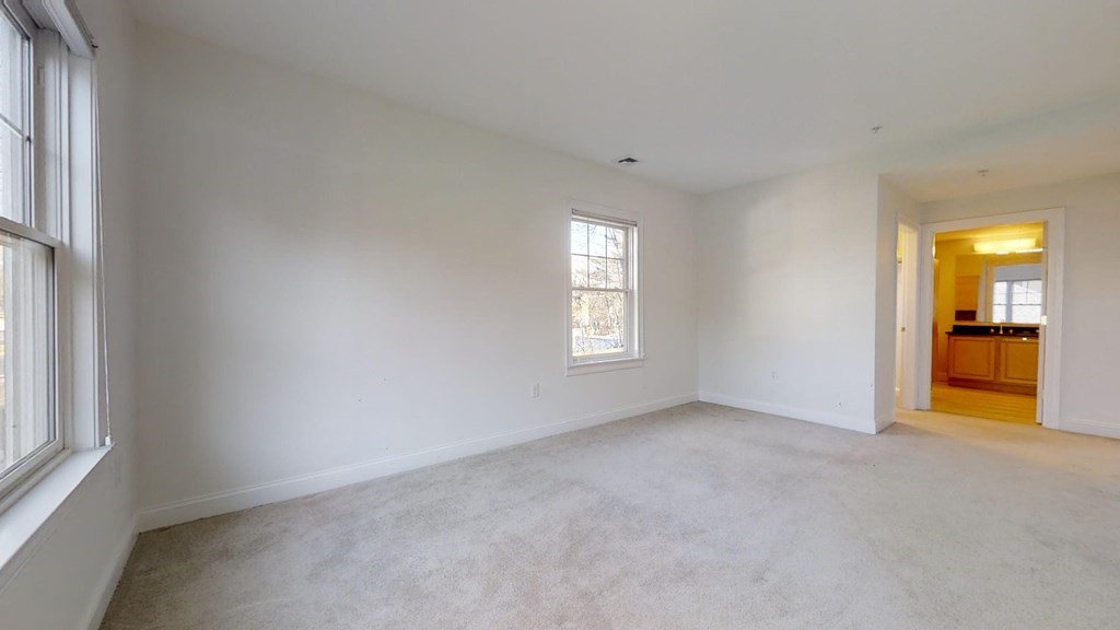 121 Centre St # 203