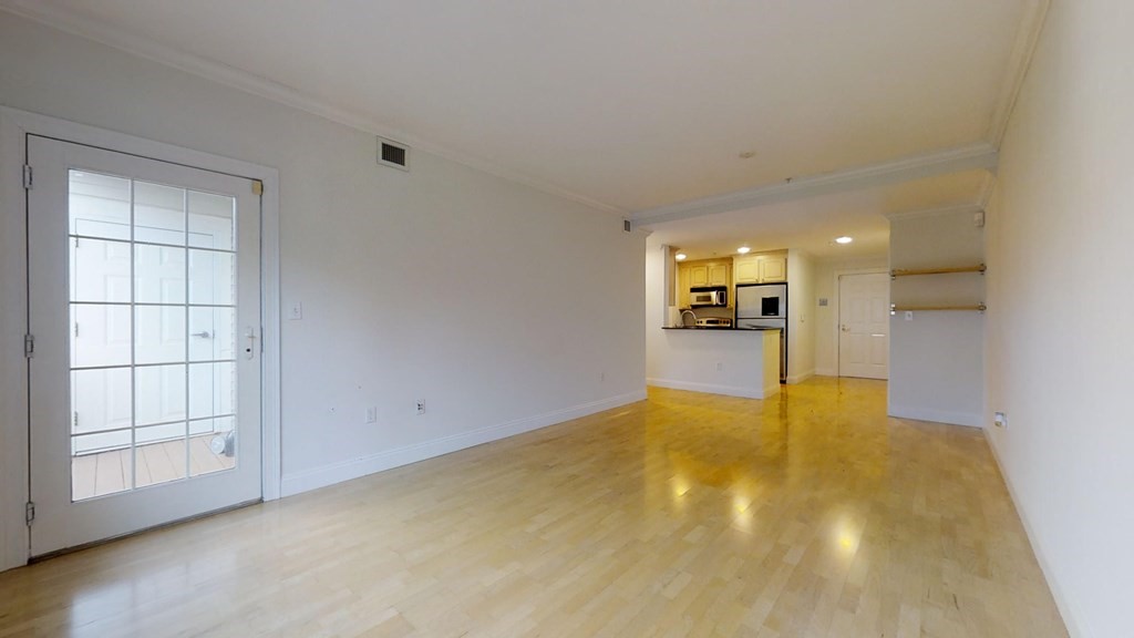 121 Centre St # 203