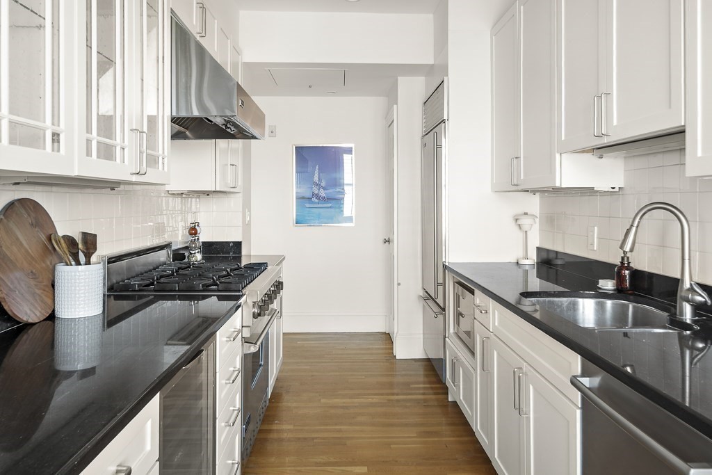 486 Shawmut Ave # 9
