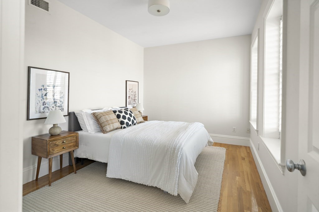 486 Shawmut Ave # 9