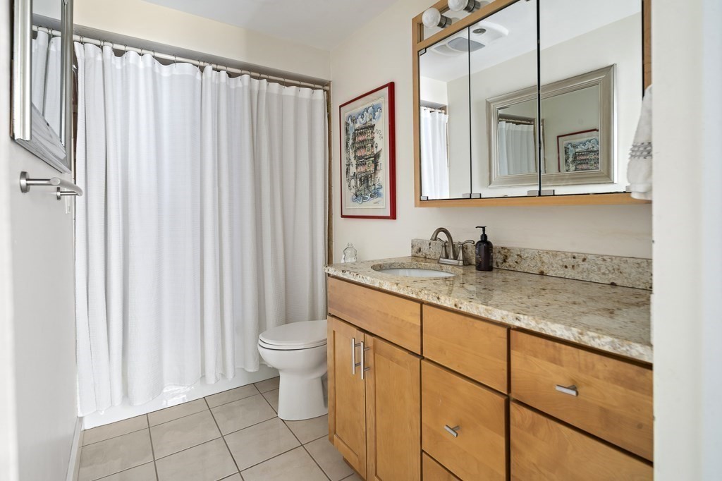 373 Commonwealth Ave # 601