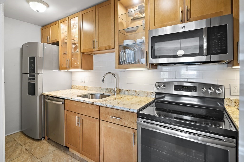 373 Commonwealth Ave # 601