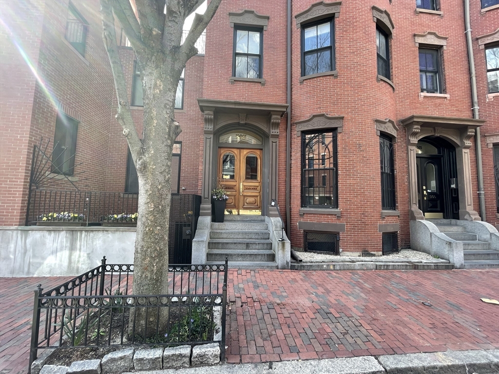 507 Shawmut Ave # 2