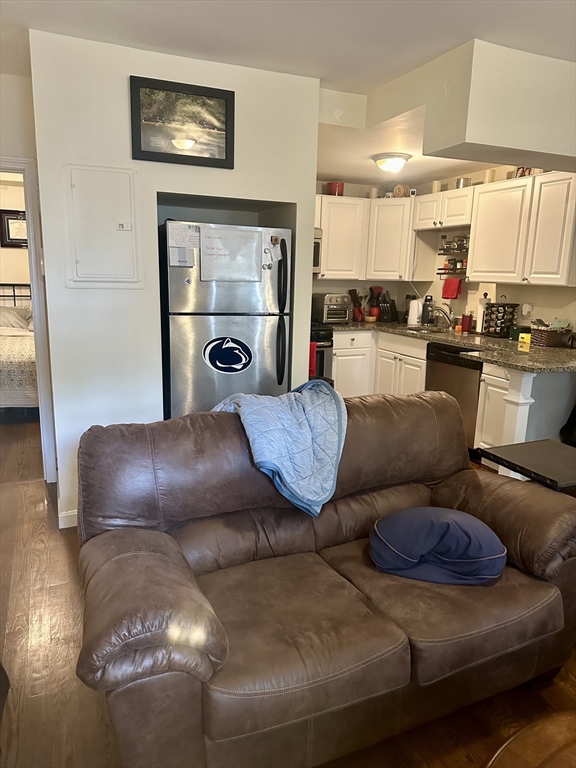 160 Bolton Street # 1