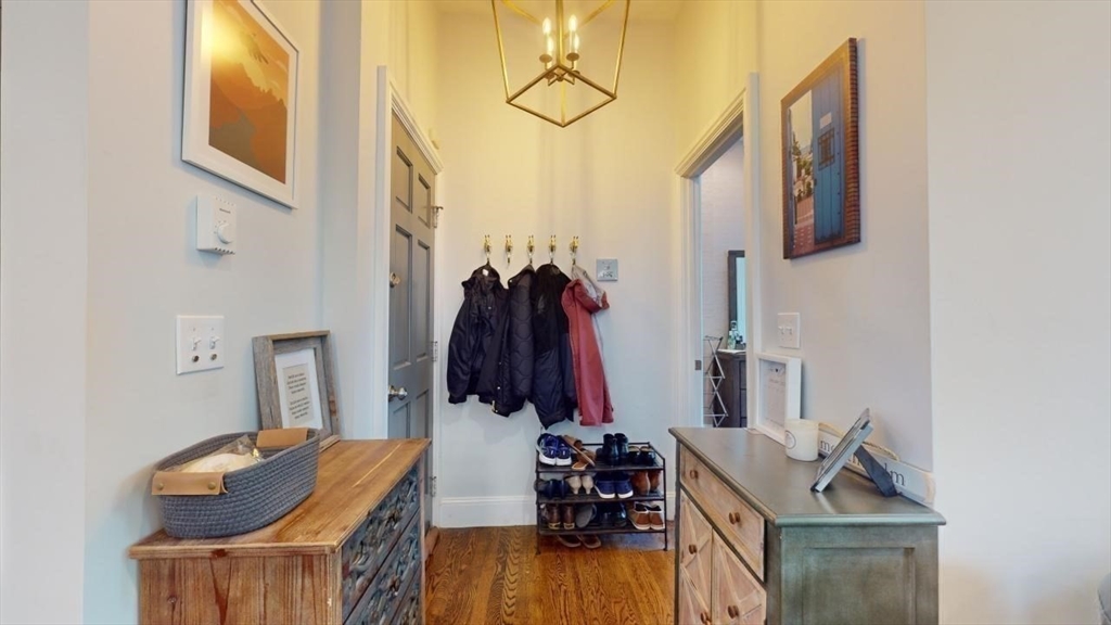 43 W Newton St # 16 Unit: 2-16