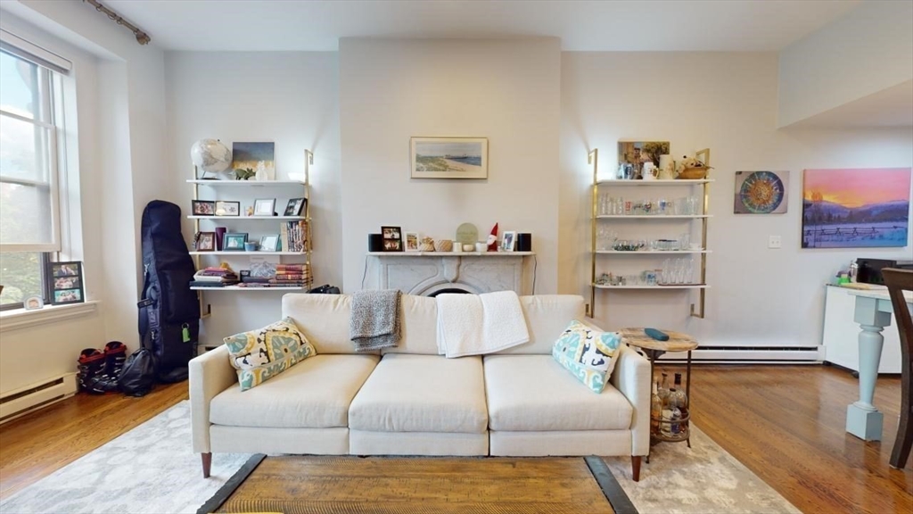 43 W Newton St # 16 Unit: 2-16