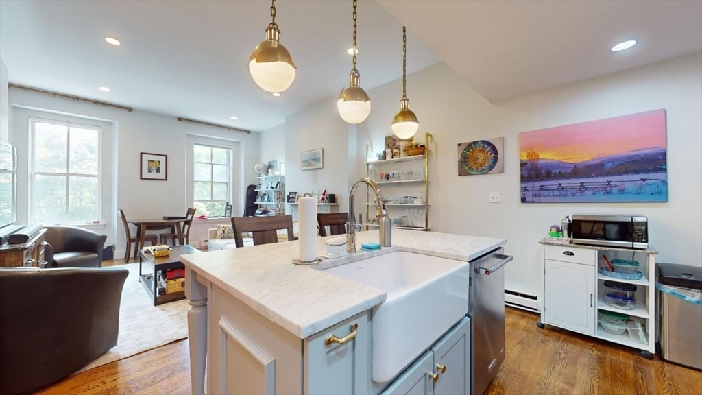 43 W Newton St # 16 Unit: 2-16