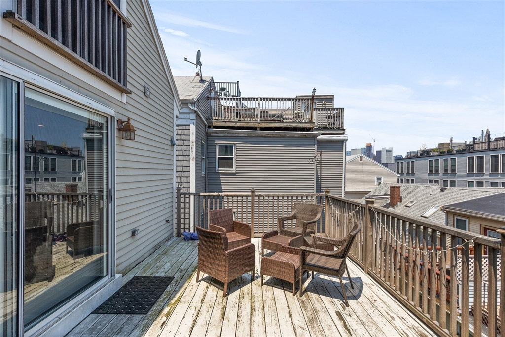 256 W. 3rd St # 2