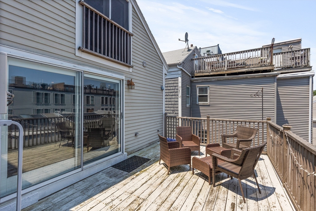 256 W. 3rd St # 2