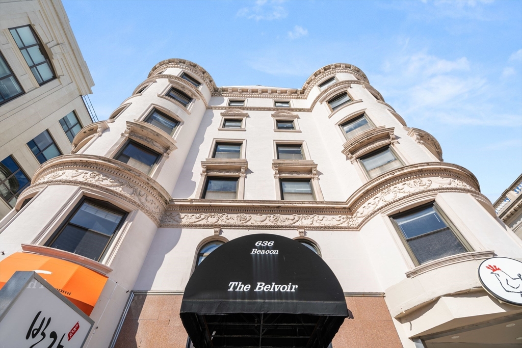 636 Beacon St # 205