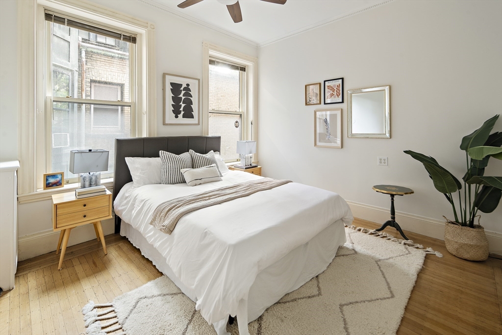 308 Commonwealth Ave Unit: Unit E