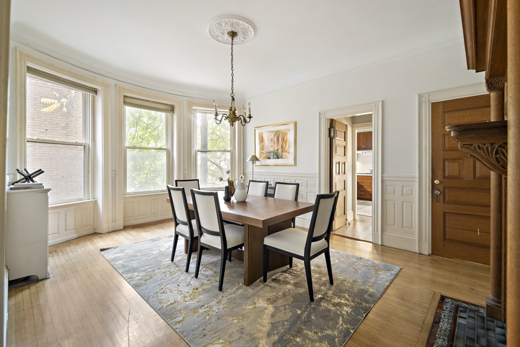 308 Commonwealth Ave Unit: Unit E
