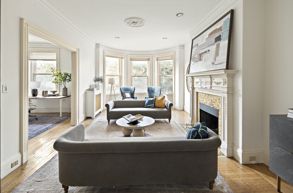 308 Commonwealth Ave Unit: Unit E