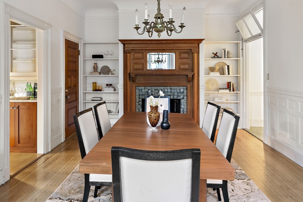 308 Commonwealth Ave Unit: Unit E