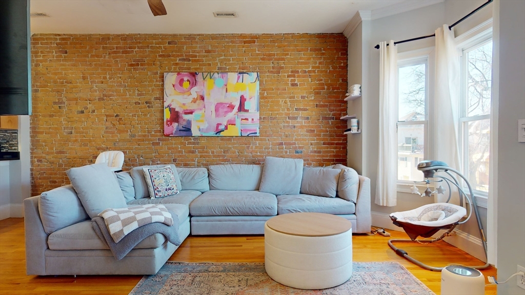 108 P St # 2