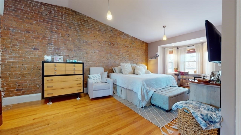 108 P St # 2