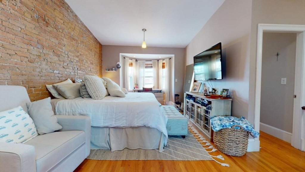 108 P St # 2