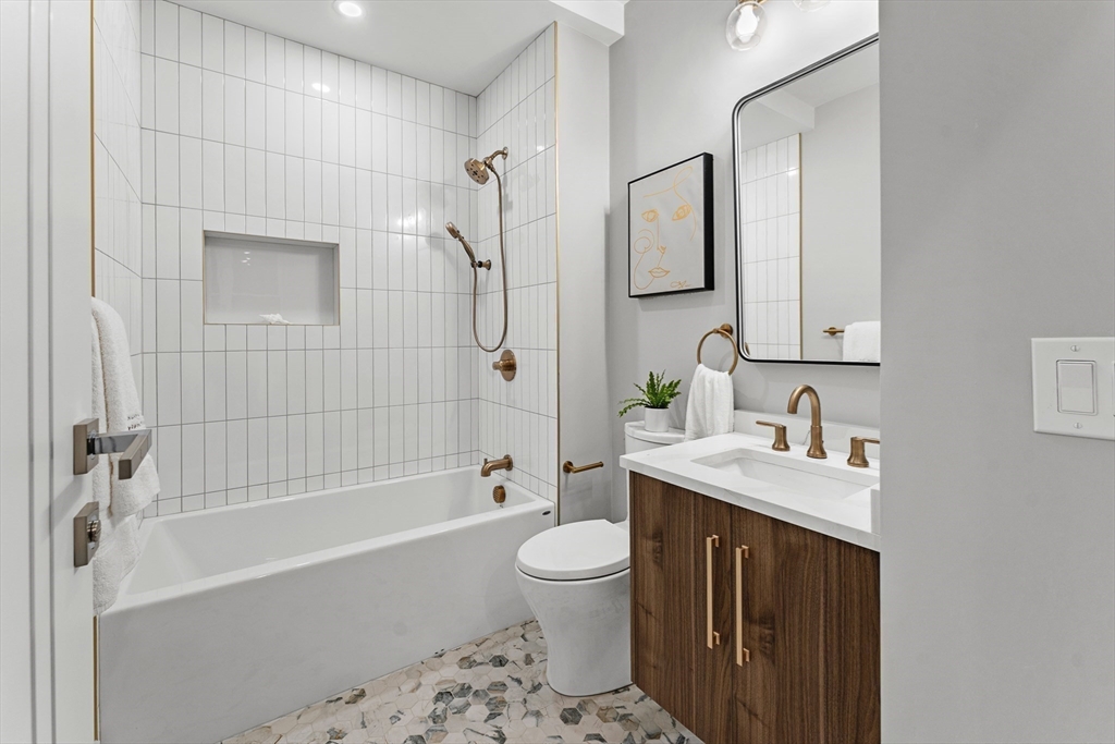 1 Cedar St # 2