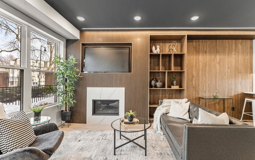 1 Cedar St # 2